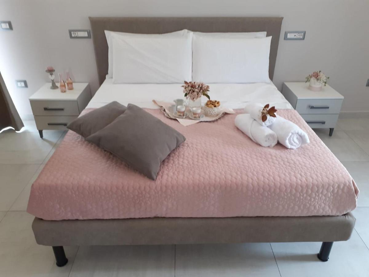 לינה וארוחת בוקר סקפאטי Rosy'S House מראה חיצוני תמונה
