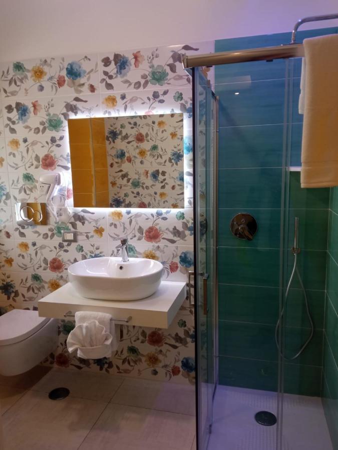 לינה וארוחת בוקר סקפאטי Rosy'S House מראה חיצוני תמונה